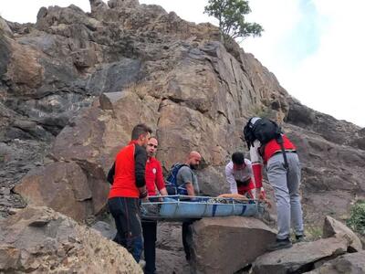 کوهنوردان گرفتار در اشترانکوه لرستان نجات یافتند
