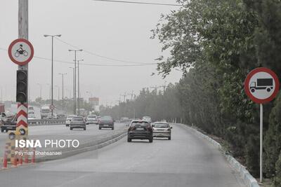 علل وقوع پدیده گرد و غبار در تهران