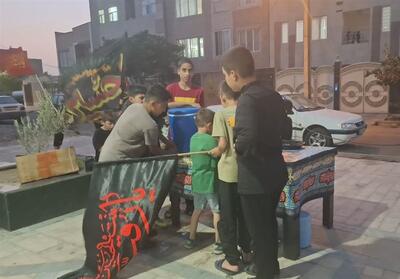 پول‌توجیبی‌هایی که نذر سیدالشهدا شد؛ موکب کودکانه در بیرجند - تسنیم