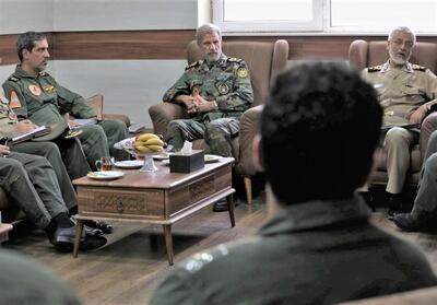 بازدید فرمانده کل ارتش از پایگاه‌ هوایی شهید لشگری - تسنیم