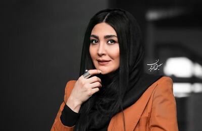 مریم معصومی در کنار زهره حمیدی