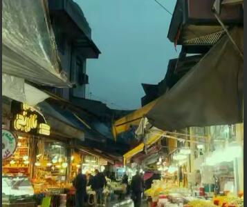 حال هوای بارانی رشت وسط تابستان