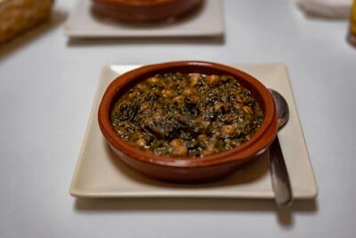 طرز تهیه خورش اسپناساک شمالی