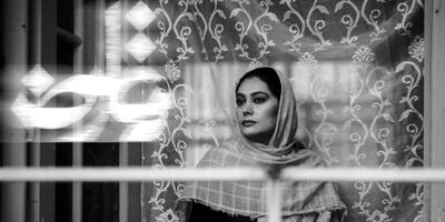 «تعارض» از ۲۴ تیر در سینما آنلاین فیلم نت - چی بپوشم