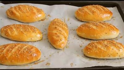 رول های پر شده با پنیر / طرز تهیه صبحانه رستورانی با 1 عدد تخم مرغ