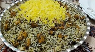 طرز تهیه گشنیز پلو با مرغ مجلسی | عاشق این غذای سنتی و خوشمزه ایرانی می شوید !