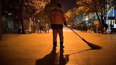 امانی، عضو شورای شهر تهران: متأسفانه در بزرگراه‌ها همچنان از نیروی انسانی برای نظافت استفاده می‌شود؛ در حالی که این کار باید توسط ماشین‌های مخصوص انجام شود/ سرعت بالای خودروها، جان پاکبان‌ها را تهدید می‌کند و تا کنون چندین مورد تصادف منجر به فوت گزارش شده