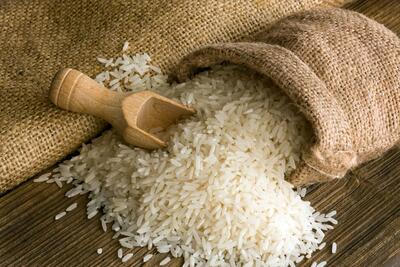 برنج پاکستانی را این‌گونه کیلویی ۲۵۰ هزار تومان می‌فروشند