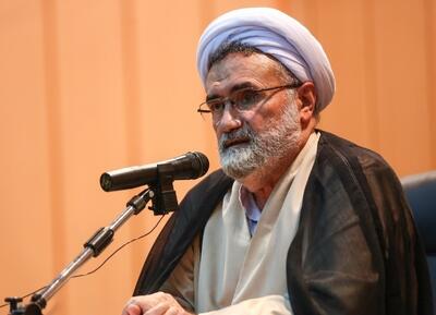 مسیح مهاجری درباره گفت‌وگو با آمریکا: حکمرانان ما هرگز نباید از این روش عقلانی رویگردان باشند