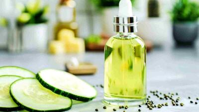 روغن خیار علاوه بر درمان مشکلات پوستی فواید دیگری هم دارد!
