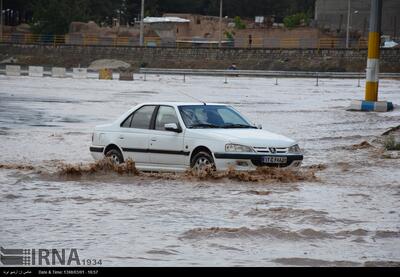 بارش‌های شدید در جنوب شرق کشور/ احتمال جاری شدن روان‌آب در ارتفاعات تهران و البرز