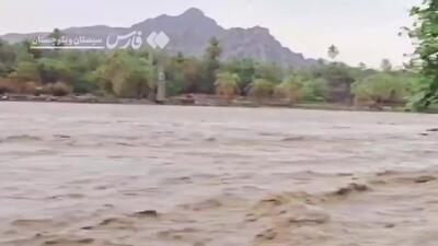 خروش رودخانهٔ فنوج پس‌از چند ماه خشکسالی