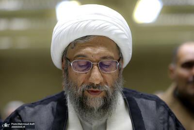 آملی لاریجانی: هرگونه صدا یا رفتار تفرقه‌انگیز در خدمت تقویت جبهه‌ صهیونیسم است