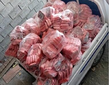 کشف و معدوم‌سازی ۶۸۰ کیلوگرم جگر مرغ تاریخ گذشته در بشاگرد
