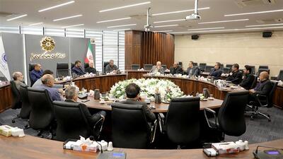 تمرکز اتاق قم بر تدوین برنامه‌های حمایتی در پی تبعات جنگ تحمیلی 12 روزه