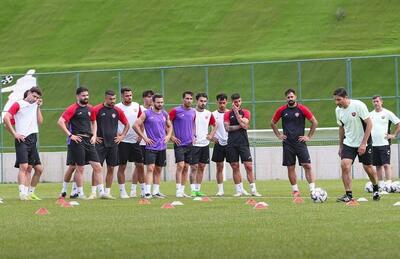 خرید مهاجم خارجی برای پرسپولیس قطعی شد - پارس فوتبال