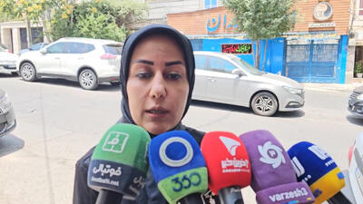 سیما:حسینی هر وقت بخواهد با او تمدید می‌کنیم - پارس فوتبال