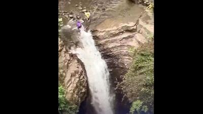 نجات معجزه آسای پسر جوان  توسط خواهرش+ فیلم شیرزن ایرانی