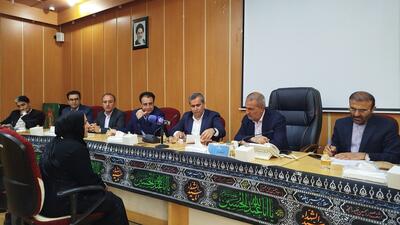 تأکید بر حل مشکلات اشتغال و تسهیلات متقاضیان