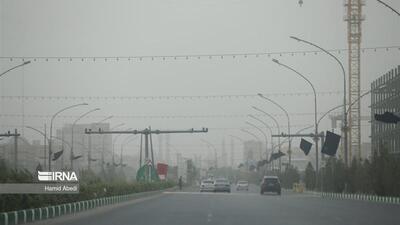 وزش باد و گردوخاک در قم تا پایان هفته/احتمال بارش پراکنده از امشب