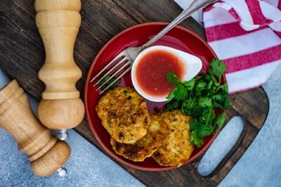 طرز تهیه کتلت کیتو مرغ، یک غذای سالم و کم کربوهیدرات