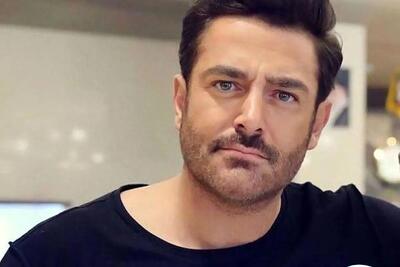 ژست خاص محمدرضا گلزار در لامبورگینی لاکچری‌اش + عکس