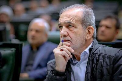 الجزیره به نقل از یک مقام ارشد ایرانی: اسرائیل قصد داشت «پزشکیان» را در جریان نشست شورای عالی امنیت ملی در خلال جنگ، ترور کند/ این نشست مهم، به تصمیم‌گیری‌های راهبردی درباره پاسخ به تجاوز تل‌آویو اختصاص داشت/ رژیم صهیونیستی همراه با رئیس‌جمهور، روسای قوای مقننه و قضائیه را نیز هدف گرفته بود/ در این موضوع، به وجود یک عامل نفوذی مشکوک هستیم