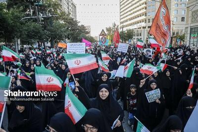 تصاویر؛ راهپیمایی عفاف و حجاب در مشهد