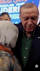 ببینید؛ همسر اردوغان با شنیدن پایان پ‌ک‌ک گریست