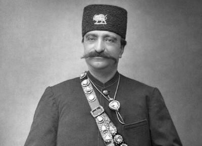 سه‌چرخه‌سواری ناصرالدین شاه در میان درباریان ! + عکس