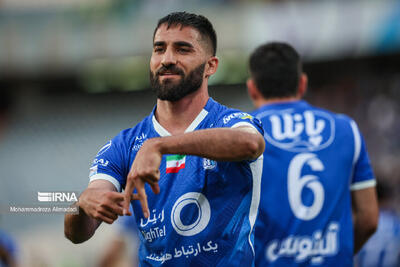 محمدی خودش را به پرسپولیس پیشنهاد داد