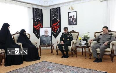 سردار رادان با خانواده فرماندهان شهید دیدار کرد