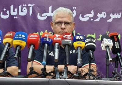 مانولوپولوس: برای بازگشت به جایگاه گذشته باید سخت تلاش کنیم/ در پروسه تغییر نسل هستیم/ تا ۲۰۲۶ سرمربی تیم ملی هستم - پارس فوتبال