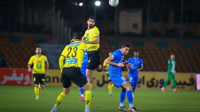 علاقه استقلال به بازیکن سپاهان - پارس فوتبال