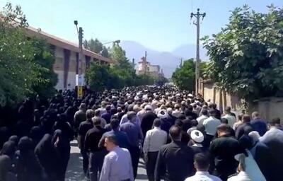مراسم باشکوه تشییع پیکر شهید امنیت استوار یکم حسین جعفرنیا باحضور پرشور مردم ولایی وشهید پرور گلستان برگزار شد