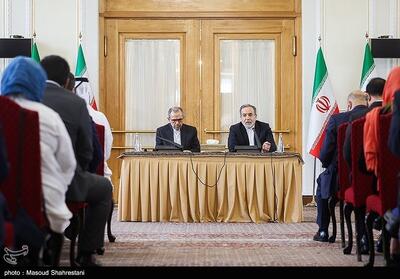 نشست وزیر امورخارجه با سفرای کشور های خارجی