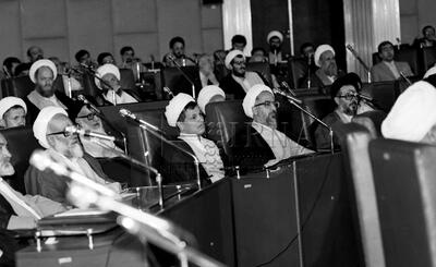 تقویم تاریخ/ آغاز به کار نخستین دوره مجلس خبرگان رهبری