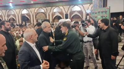 رئیس‌جمهور و فرمانده کل فراجا در مراسم بزرگداشت شهدای اقتدار پلیس حضور یافتند (فیلم)