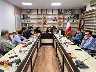 نشست هم‌اندیشی اعضای جبهه اصلاحات خوزستان با سرپرست معاونت سیاسی اجتماعی استانداری برگزار شد