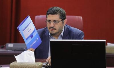 معاون اقتصادی و تنظیم مقررات مرکز ملی فضای مجازی در اعتراض به اکران فیلم پیرپسر، اسپویل فیلم را منتشر کرد؛ «نشر بدهید تا فیلم ضرر کند و این ذهنیت چرک از سینمای نجیب ایران حذف شود»