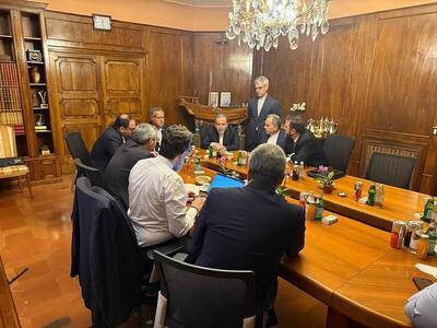 مذاکرات دیپلماتیک ادامه مقاومت برابر تهاجم اسرائیل تعریف می‌شود
