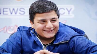 تصویر روز | شباهت باورنکردنی محمدرضا شیرخانلو پسرخاله اش | گلی شی