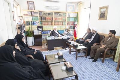 امام جمعه یزد: دانشگاه فرهنگیان تقویت شود