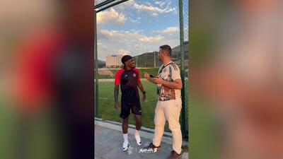 همرامی هواداران پرسپولیس در ترکیه با بازیکنان این تیم در تمرین امروز (۲۳ تیر)