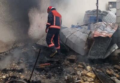 مهار حریق انبار روغن در سمنان؛ حادثه تلفات جانی نداشت