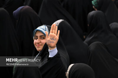 لبیک ای فرماندهِ دلخواه، لبیک!