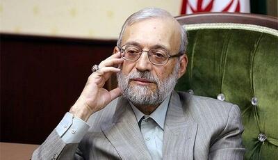 تصویری جالب از جواد لاریجانی در تلویزیون