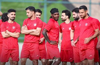 وضعیت متفاوت دو وینگر پرسپولیس در تمرینات ترکیه - پارس فوتبال