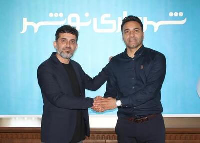 ماموریت خاص کیانوش رحمتی در زادگاهش! - پارس فوتبال