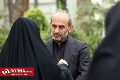 جبلی: ۱۱ موشک به ساختمان شیشه‌ای شلیک شده است/ کارشناسان صداوسیما آنتن زنده را امانت بدانند